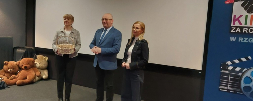 Zimowa przygoda w bibliotece - tak minęły ferie - dzień 1