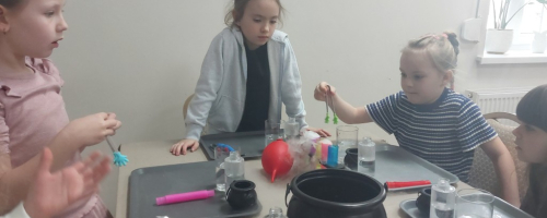 Zimowa przygoda w bibliotece - tak minęły ferie - dzień 5